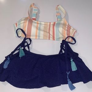 Xhilaration  Swim Tops in size M